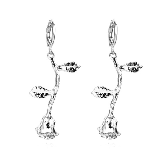 Antique Design//Roses Earrings Silver/Gold - Picture 2 of 3